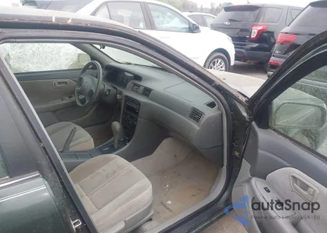 1999 Toyota Camry Ce из США, поврежденный, VIN 4T1BG22K2XU561507